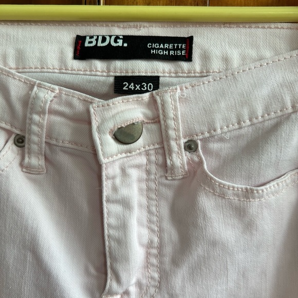BDG cigarette high rise light pink jeans size 24 - Picture 8 of 8